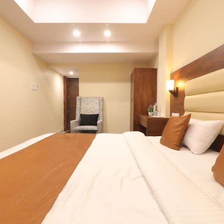 Hotel Blueark Lucknow Exterior foto